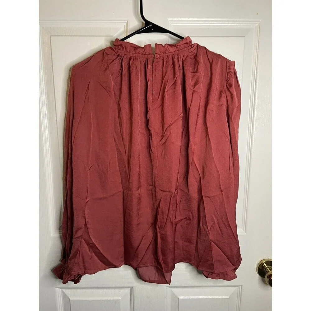 Women’s Red Long Sleeve Blouse Size Medium NWOT - Picture 7 of 10